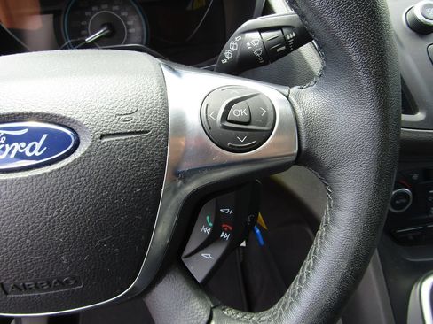 Used 2018 Ford C-MAX SE FWD image 7