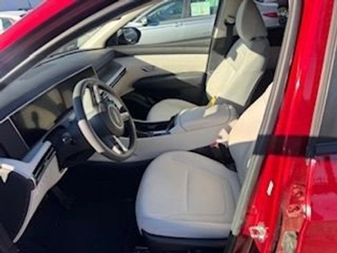 Used 2025 Hyundai Tucson SEL image 10