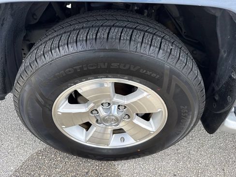 Used 2004 Toyota 4Runner Limited AWD/4WD image 12