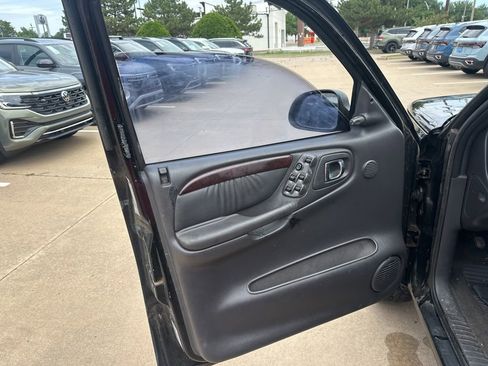 Used 2000 Dodge Durango 4WD image 9