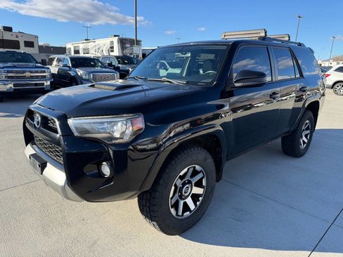 Used 2019 Toyota 4Runner TRD Off Road 4x4 4dr SUV image 7