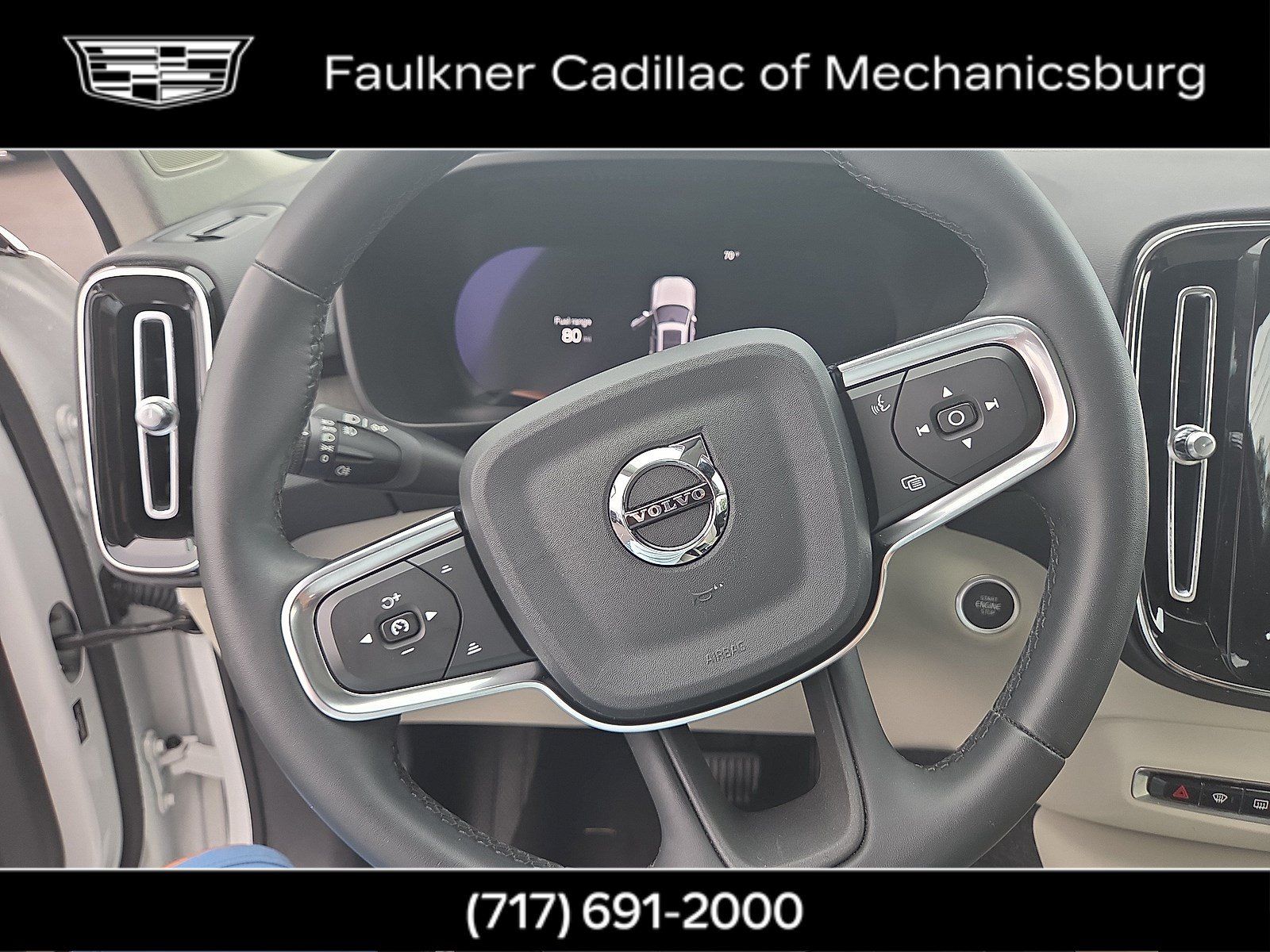 Used 2024 Volvo XC40 B5 Plus w/ Protection Package Premier AWD/4WD image 3