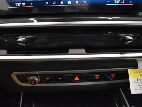 New 2026 BMW X7 M60i image 31