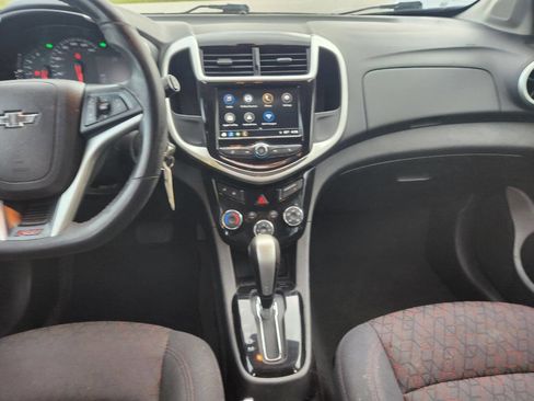 Used 2018 Chevrolet Sonic LT image 18