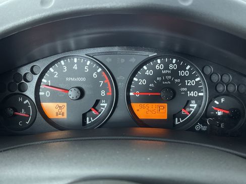 Used 2013 Nissan Frontier SV image 16