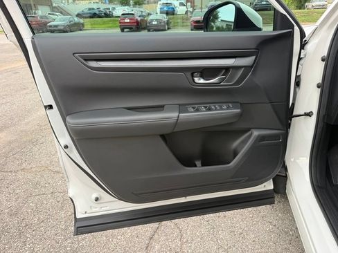 Used 2026 Honda CR-V EX image 12