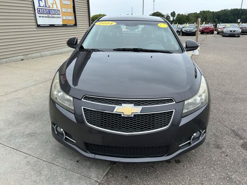 Used 2014 Chevrolet Cruze LT w/ RS Package FWD image 2