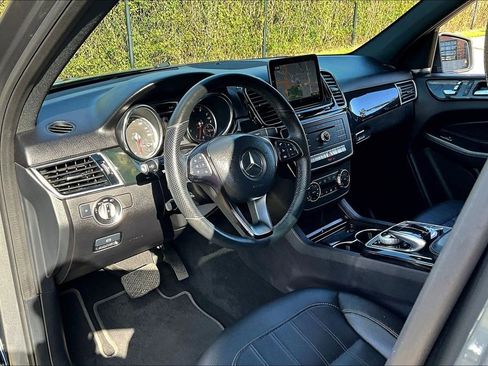 Used 2018 Mercedes-Benz GLE 350 image 17