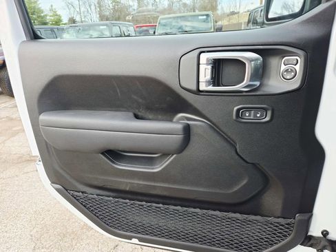 New 2026 Jeep Wrangler Sport S image 28