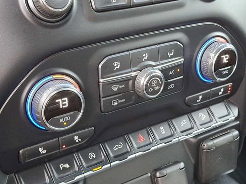 Used 2021 Chevrolet Silverado 1500 LT Trail Boss w/ Convenience Package II image 15