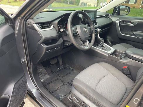 Used 2019 Toyota RAV4 XLE w/ Convenience Package image 55