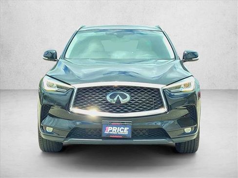 Used 2019 INFINITI QX50 Luxe w/ Navigation Package FWD image 2