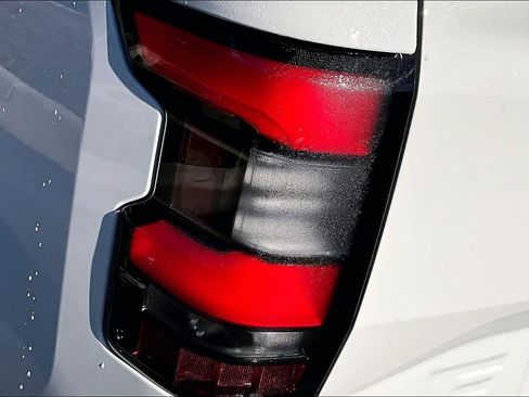 Used 2022 Nissan Frontier S w/ Technology Package image 29