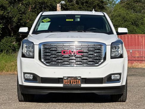 Used 2020 GMC Yukon XL Denali w/ Denali Premium Package AWD/4WD image 9