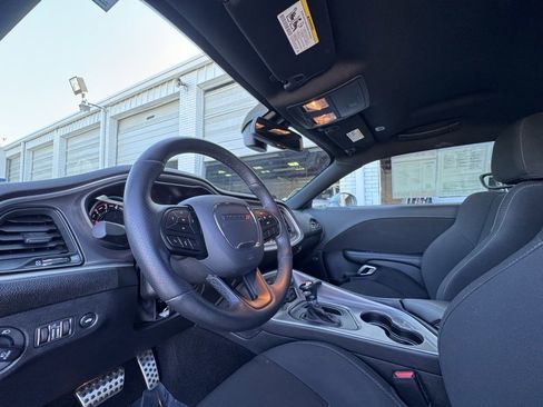 Used 2022 Dodge Challenger R/T Scat Pack image 11