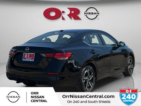 Used 2025 Nissan Sentra SV w/ Trunk Package image 5