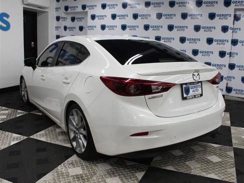 Used 2017 MAZDA MAZDA3 Grand Touring w/ Premium Equipment Package FWD image 2