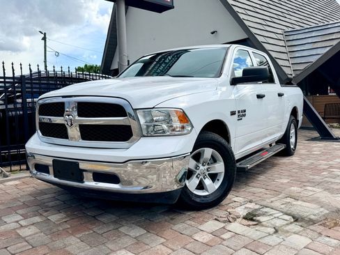 Used 2019 RAM 1500 Tradesman w/ Chrome Appearance Group RWD image 1