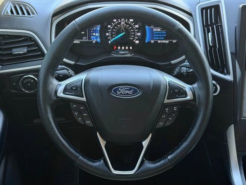 Used 2021 Ford Edge SEL image 5