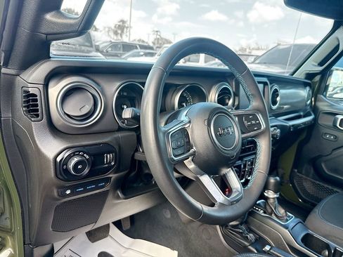 Used 2023 Jeep Wrangler Unlimited Rubicon 4xe image 10