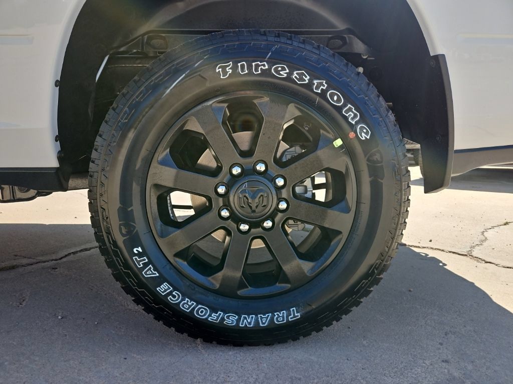 New 2026 RAM 2500 Laramie w/ Night Edition AWD/4WD image 8