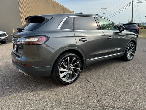 Used 2019 Lincoln Nautilus Reserve image 10