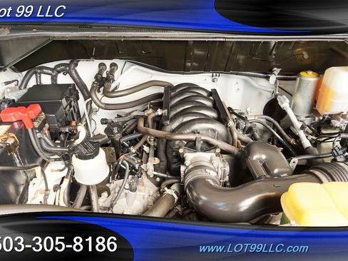 Used 2016 Nissan NV 2500 SV w/ Technology Package image 18