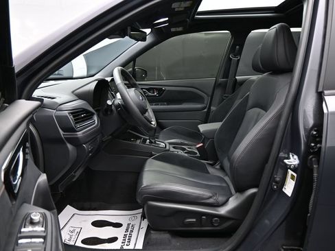 Used 2025 Subaru Forester Touring AWD/4WD image 9