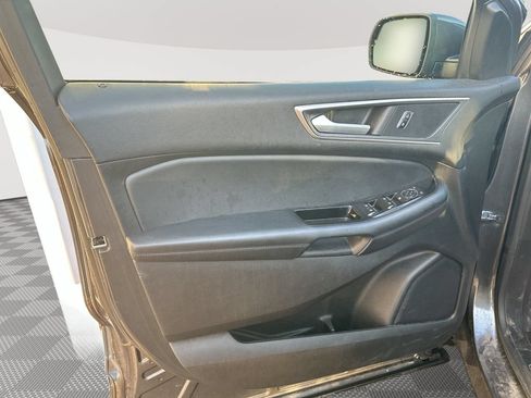 Used 2018 Ford Edge SEL w/ Equipment Group 201A AWD/4WD image 23