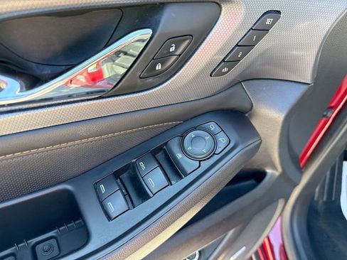 Used 2019 Chevrolet Traverse Premier w/ LPO, Blackout Package image 13