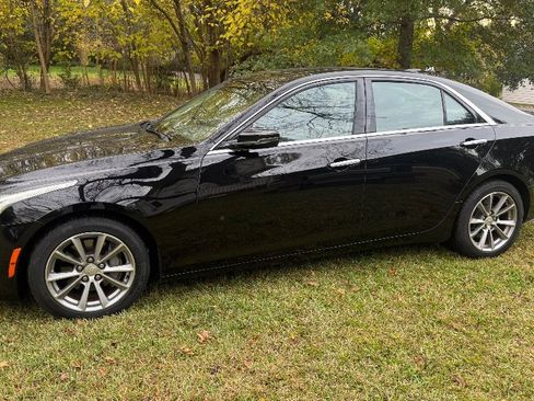 Used 2017 Cadillac CTS Luxury image 3