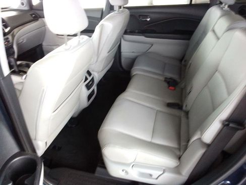 Used 2017 Honda Pilot EX-L image 19