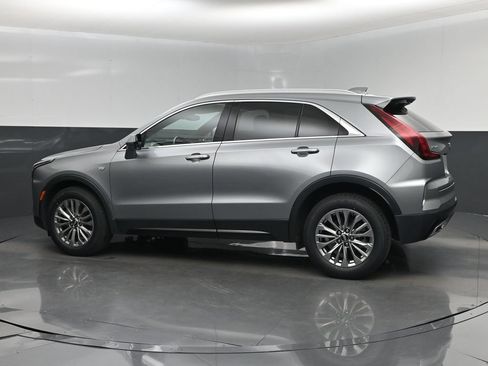 Used 2024 Cadillac XT4 Premium Luxury FWD image 10