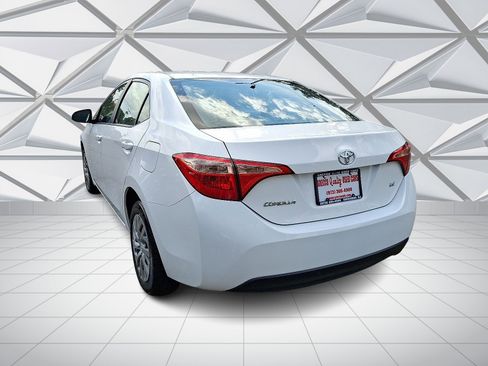 Used 2019 Toyota Corolla LE image 8