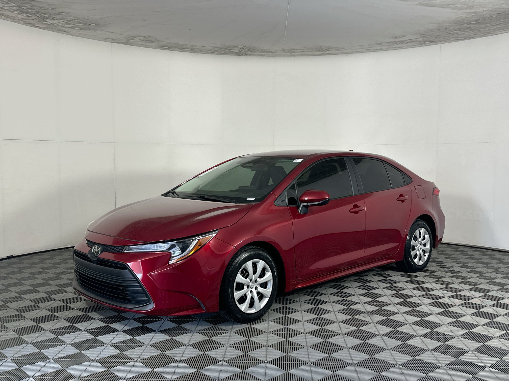 Used 2024 Toyota Corolla LE FWD image 7