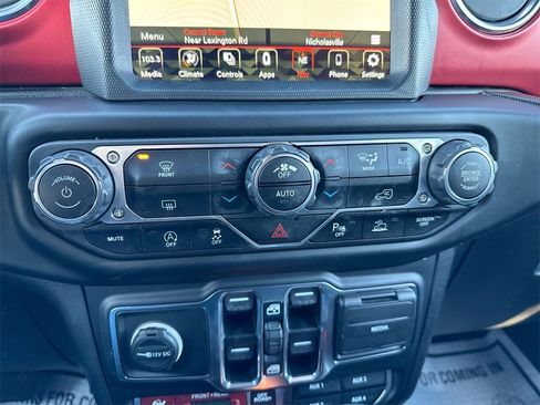 Used 2021 Jeep Wrangler Unlimited Rubicon image 16