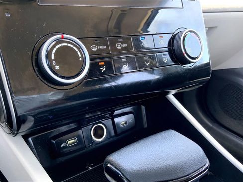 Used 2022 Hyundai Tucson SE FWD image 35