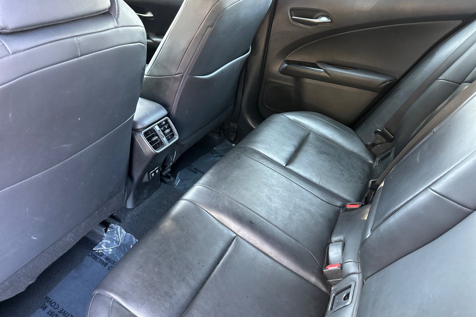 Used 2019 Lexus UX 200 w/ Premium Package FWD image 13