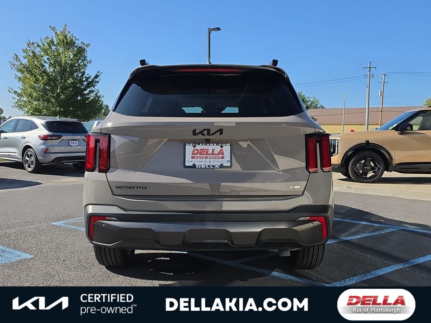 Certified 2025 Kia Sorento X-Line EX AWD/4WD image 5
