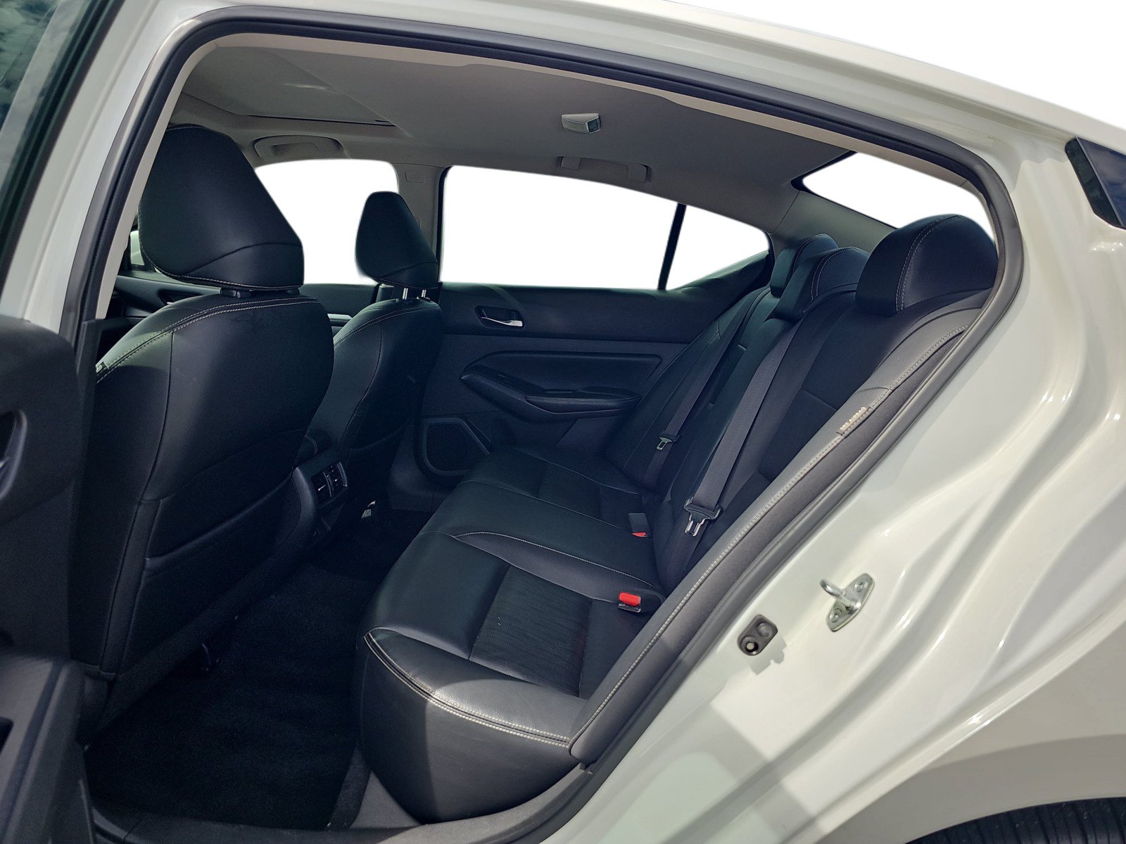 Used 2019 Nissan Altima 2.5 Platinum FWD image 11