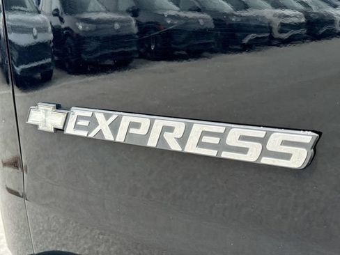 Used 2013 Chevrolet Express 2500 w/ Power Package RWD image 28