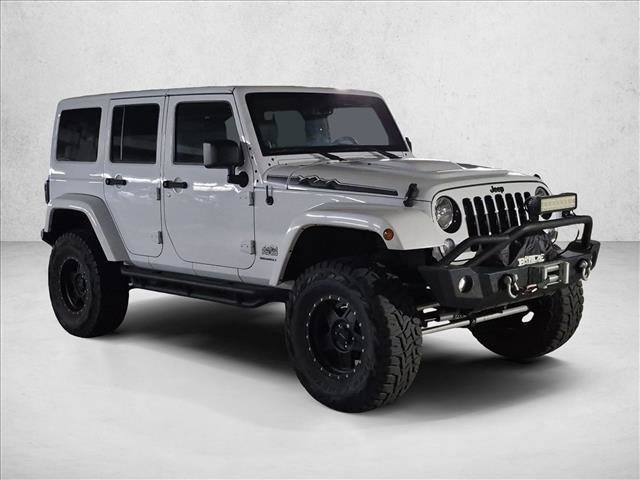 Used 2014 Jeep Wrangler Unlimited Sahara AWD/4WD image 3