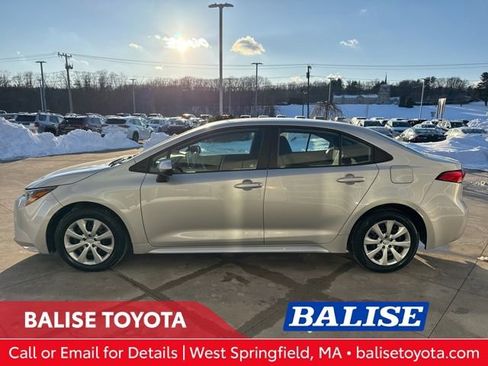 Used 2020 Toyota Corolla LE image 5