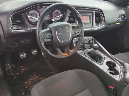 Used 2017 Dodge Challenger R/T w/ Quick Order Package 22P T/A RWD image 10