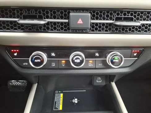 Certified 2025 Honda HR-V EX-L image 23