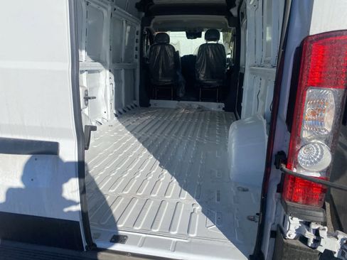 Used 2025 RAM ProMaster 3500 w/ Quick Order Package 22G SLT image 11
