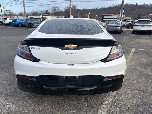 Used 2017 Chevrolet Volt LT w/ Comfort Package image 6