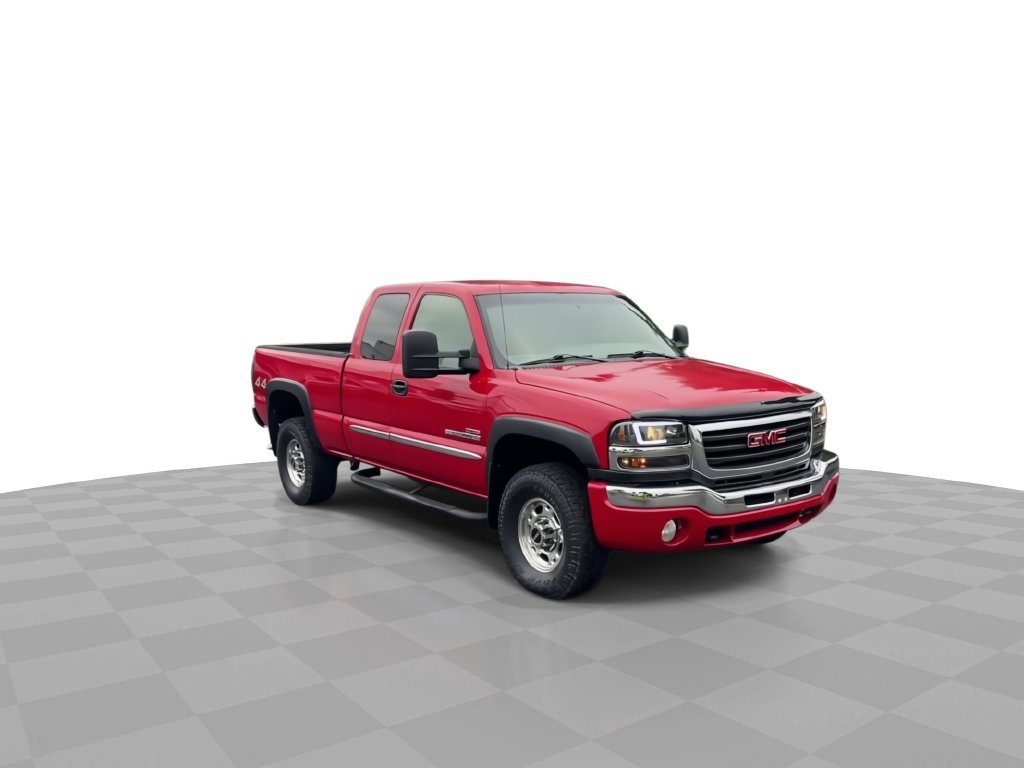 Used 2004 GMC Sierra 2500 SLE w/ Heavy-Duty Power Package AWD/4WD image 2