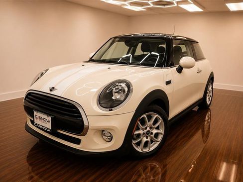 Used 2019 MINI Cooper 2-Door Hardtop w/ Storage Package FWD image 36
