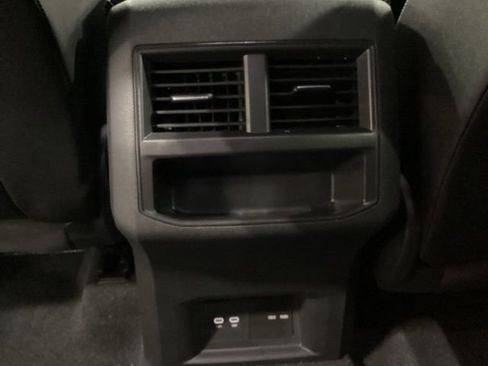 Used 2023 Volkswagen Atlas Cross Sport SE w/ Black Wheel Package AWD/4WD image 14